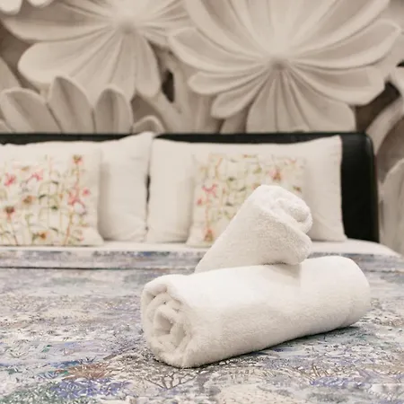Luxury In St Paul's Bay 公寓 *